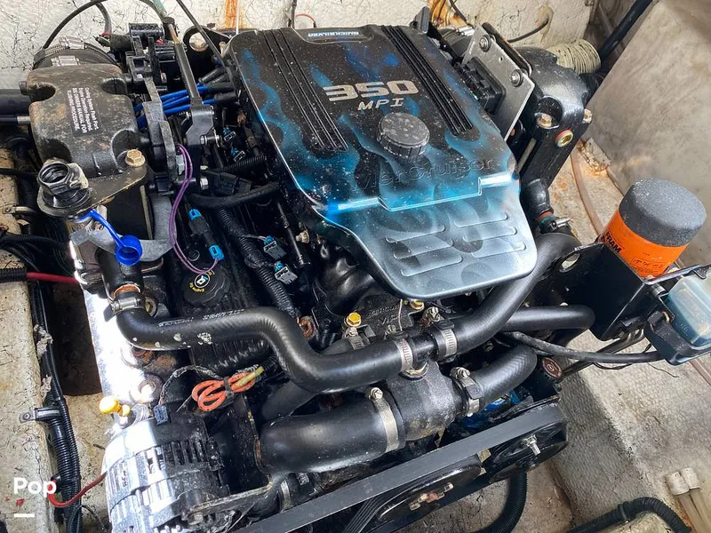 Slide: The Image of Rinker 270 Fiesta Vee 2002 - 14676987