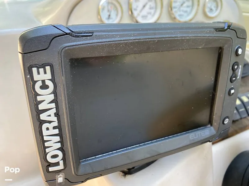 Slide: The Image of Rinker 270 Fiesta Vee 2002 - 14676984