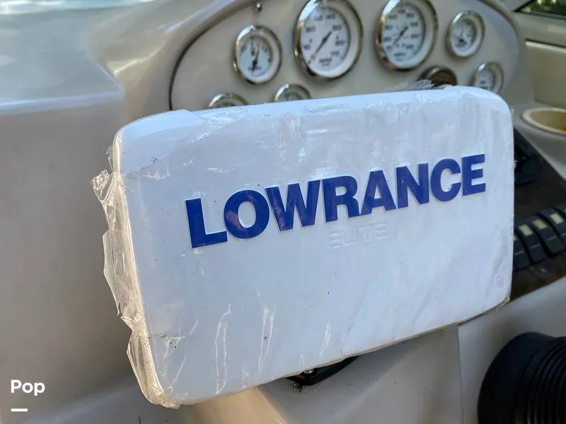 Slide: The Image of Rinker 270 Fiesta Vee 2002 - 14676985