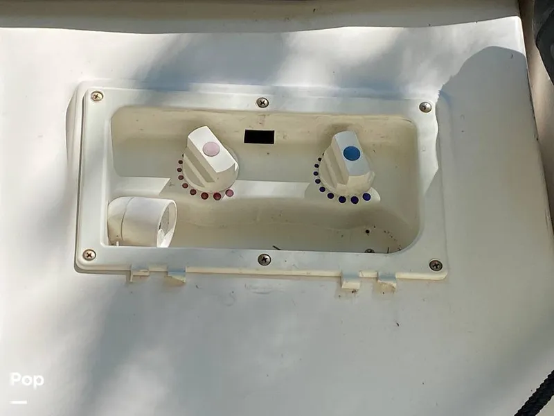 Slide: The Image of Rinker 270 Fiesta Vee 2002 - 14676997