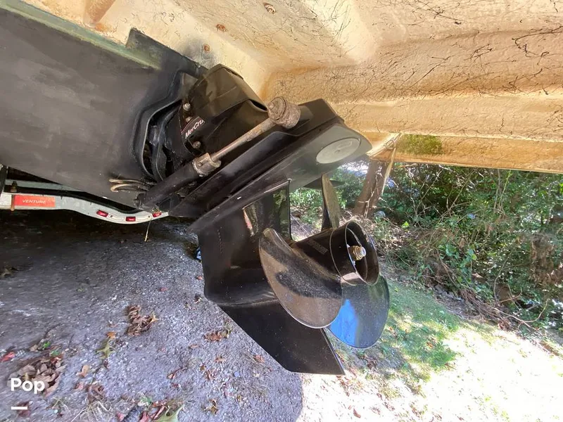 Slide: The Image of Rinker 270 Fiesta Vee 2002 - 14676958