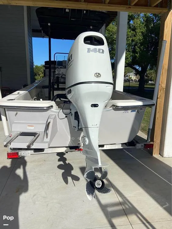 Slide: The Image of Suzuki 4-Stroke Power - 14521377