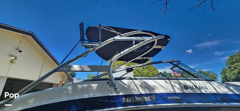 Slide: The Image of Yamaha 242 Limited S 2011 - 14650223