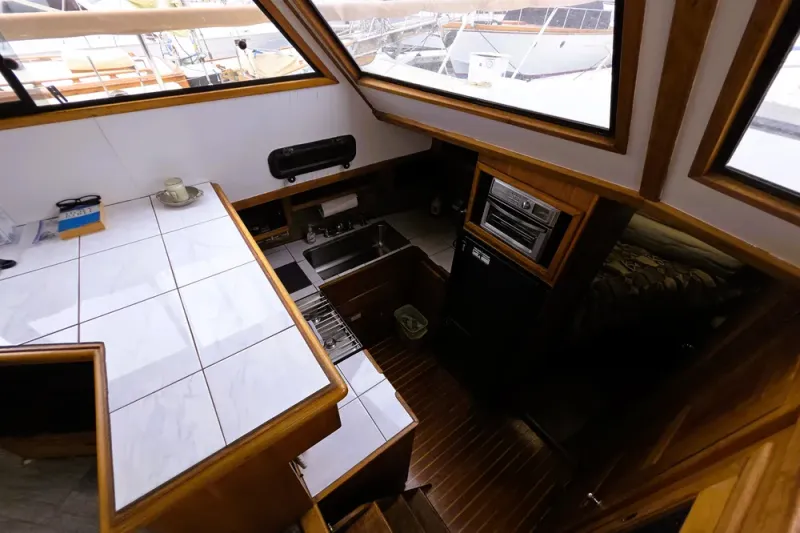 Slide: The Image of Californian Californian 43 Motoryacht 1984 - 6
