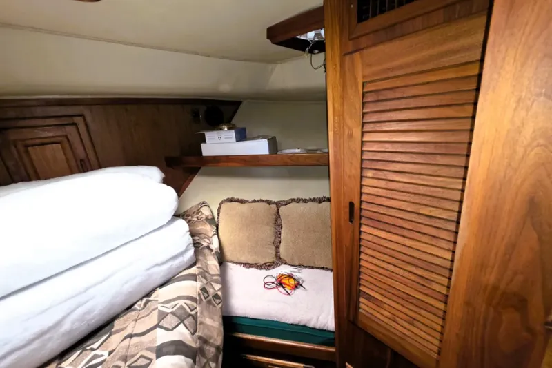 Slide: The Image of Californian Californian 43 Motoryacht 1984 - 11