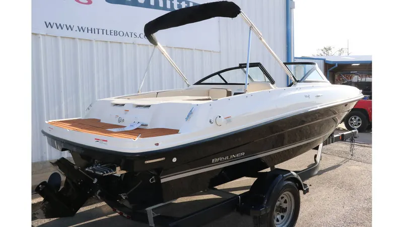 Slide: The Image of Bayliner VR4 2019 - 2