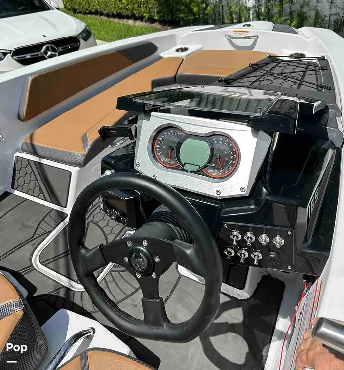 Slide: The Image of Scarab 165 ID 2022 - 14527668