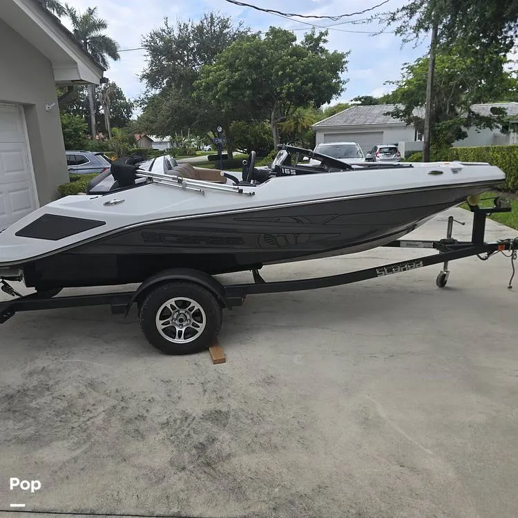 Slide: The Image of Scarab 165 ID 2022 - 14595899