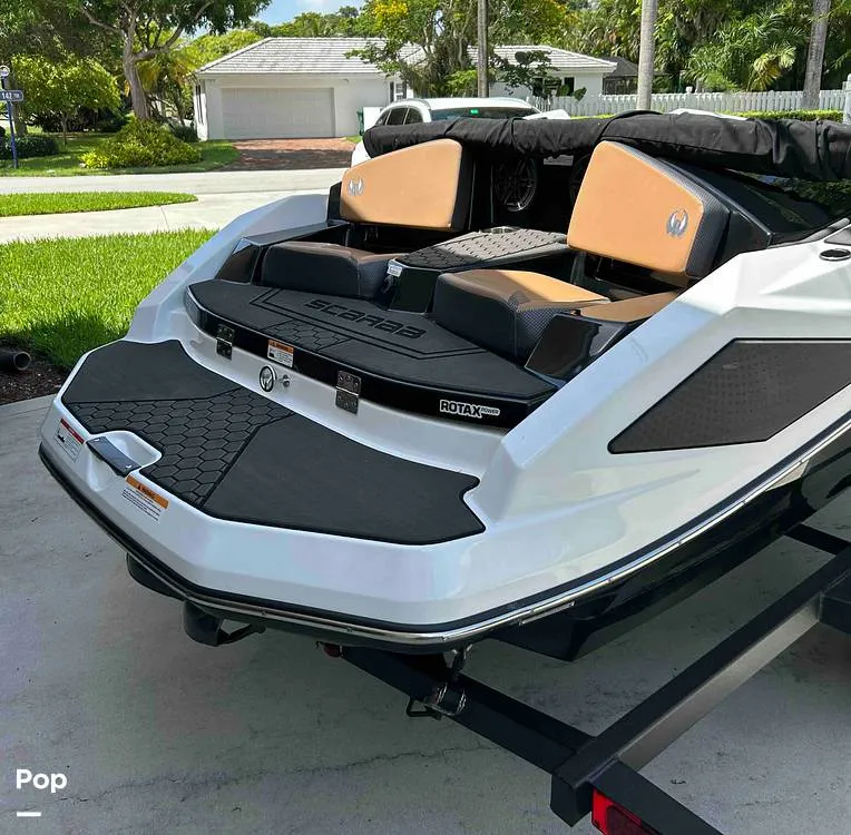 Slide: The Image of Scarab 165 ID 2022 - 14527664