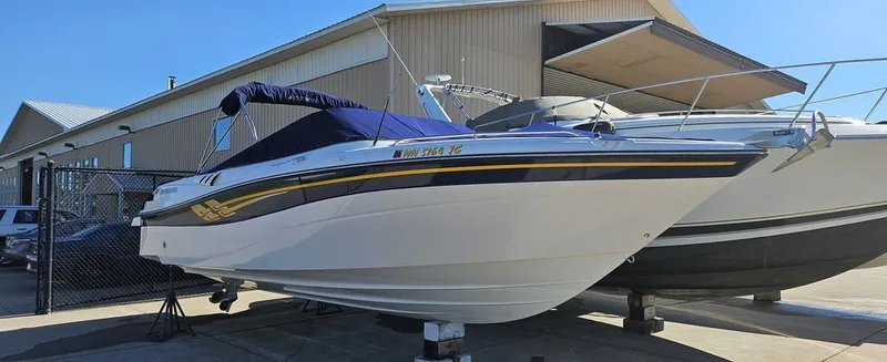 The Image of Four Winns 280 Horizon 2001 - 0