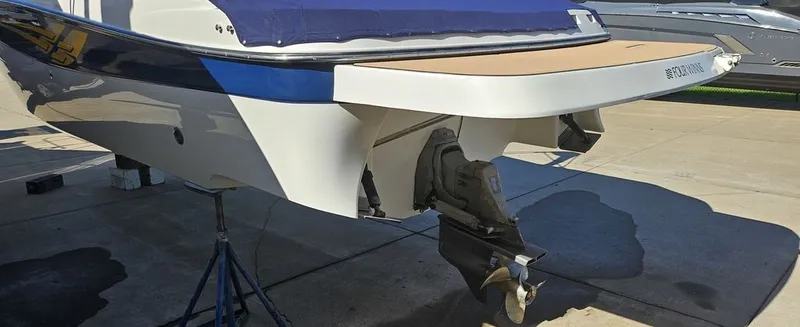 Slide: The Image of Four Winns 280 Horizon 2001 - 2