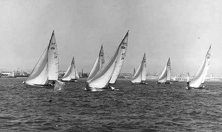 Slide: The Image of Sisterships Racing - 1233946