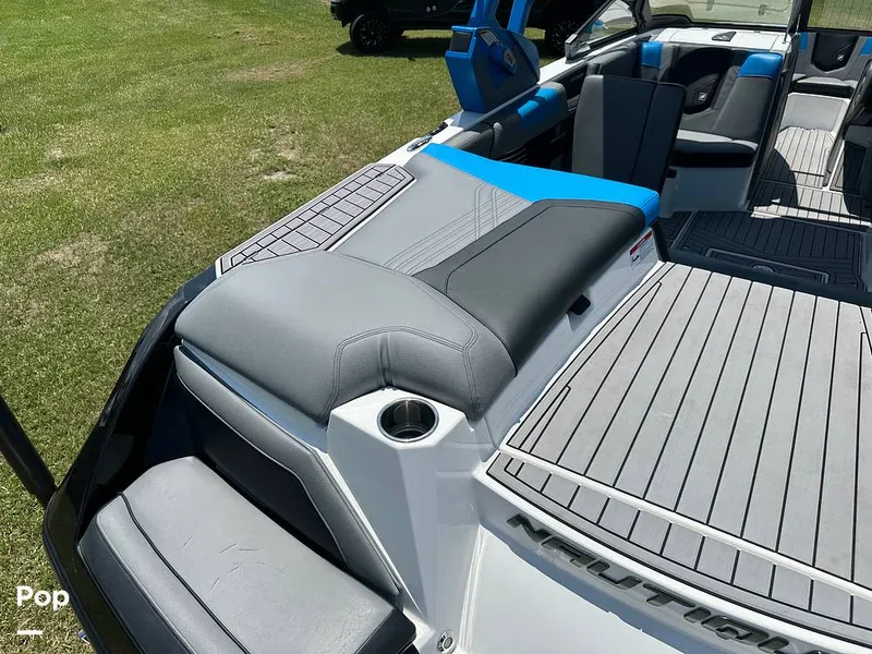 Slide: The Image of Nautique G21 2020 - 14587483