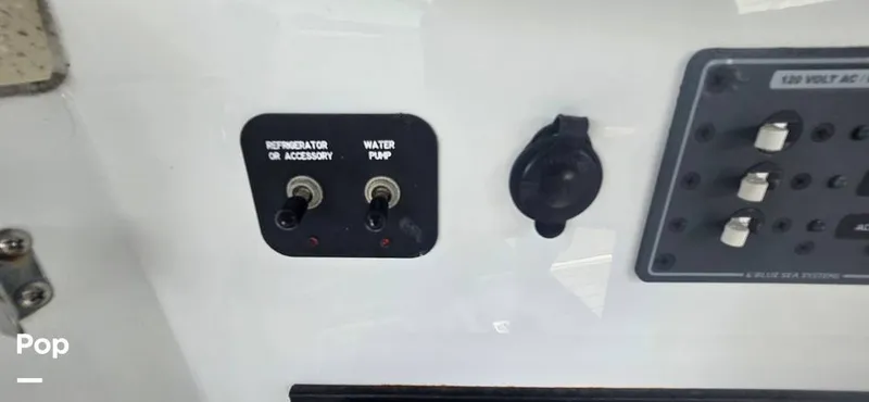 Slide: The Image of Cobalt 302 Bowrider 2014 - 15286182