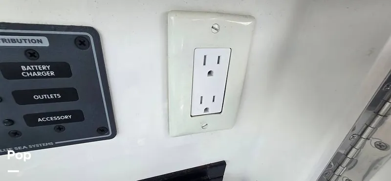 Slide: The Image of Cobalt 302 Bowrider 2014 - 15286183