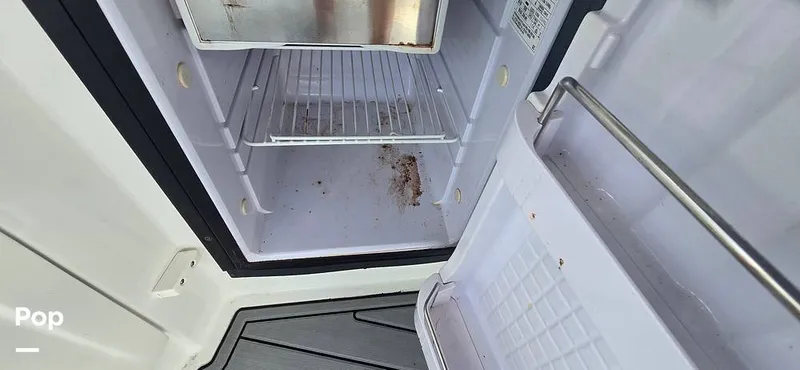 Slide: The Image of Cobalt 302 Bowrider 2014 - 15286185