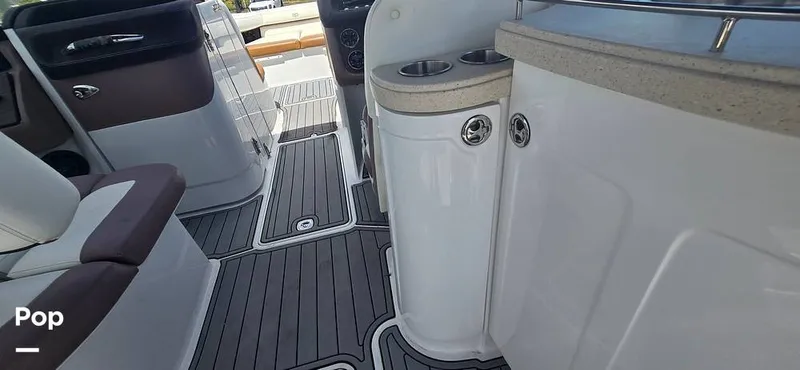 Slide: The Image of Cobalt 302 Bowrider 2014 - 15286193