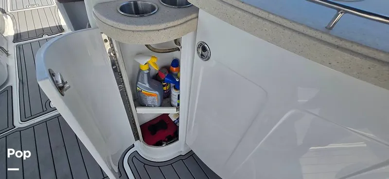 Slide: The Image of Cobalt 302 Bowrider 2014 - 15286194