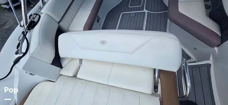 Slide: The Image of Cobalt 302 Bowrider 2014 - 15286267