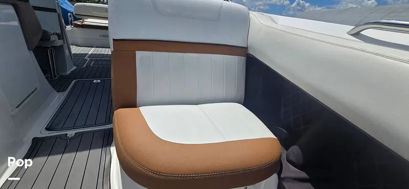 Slide: The Image of Cobalt 302 Bowrider 2014 - 15286036