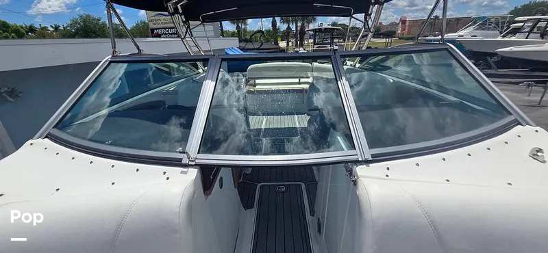 Slide: The Image of Cobalt 302 Bowrider 2014 - 15286038