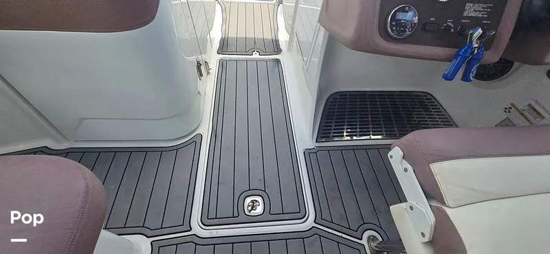 Slide: The Image of Cobalt 302 Bowrider 2014 - 15286043