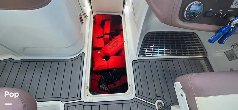 Slide: The Image of Cobalt 302 Bowrider 2014 - 15286044