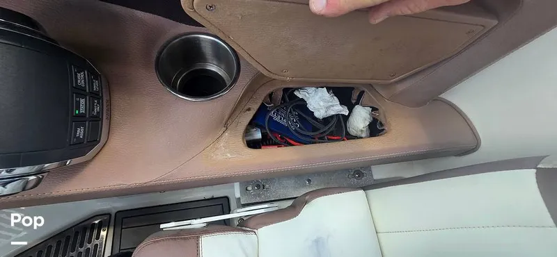 Slide: The Image of Cobalt 302 Bowrider 2014 - 15286061