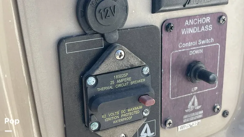 Slide: The Image of Maxum 2700 SCR 2000 - 14978793