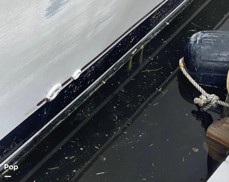 Slide: The Image of Californian 35 Motor Yacht 1986 - 14596305