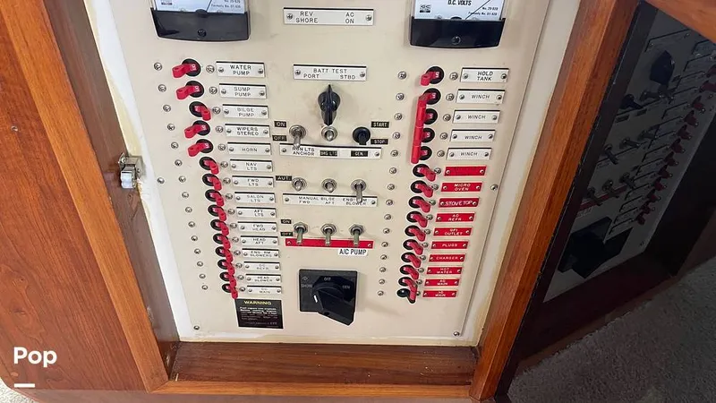 Slide: The Image of Californian 35 Motor Yacht 1986 - 14596370