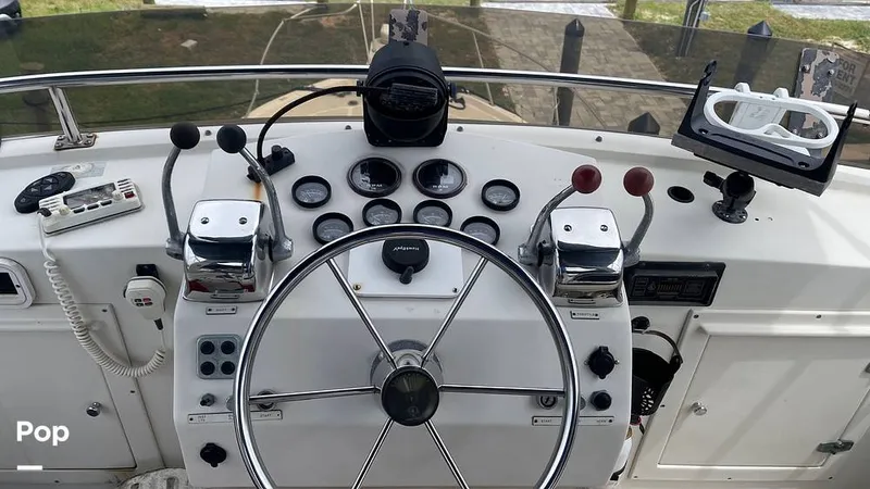 Slide: The Image of Californian 35 Motor Yacht 1986 - 14596307