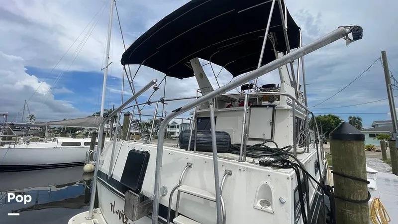 Slide: The Image of Californian 35 Motor Yacht 1986 - 14596297