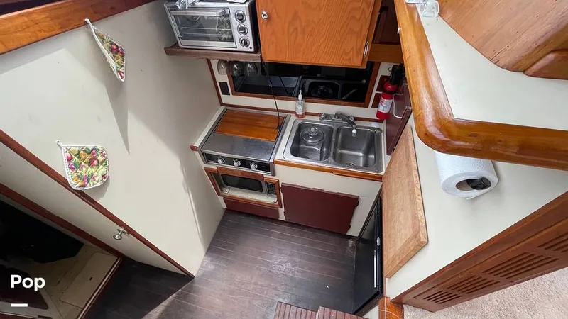 Slide: The Image of Californian 35 Motor Yacht 1986 - 14596335