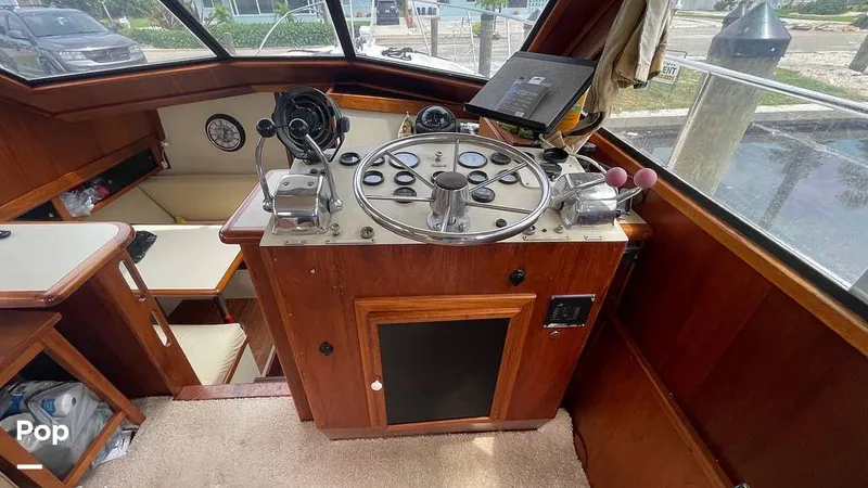 Slide: The Image of Californian 35 Motor Yacht 1986 - 14596331