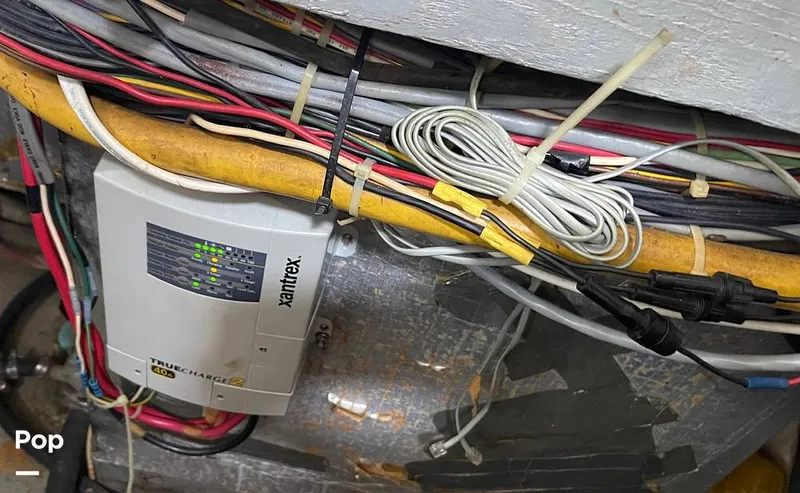 Slide: The Image of Californian 35 Motor Yacht 1986 - 14595951