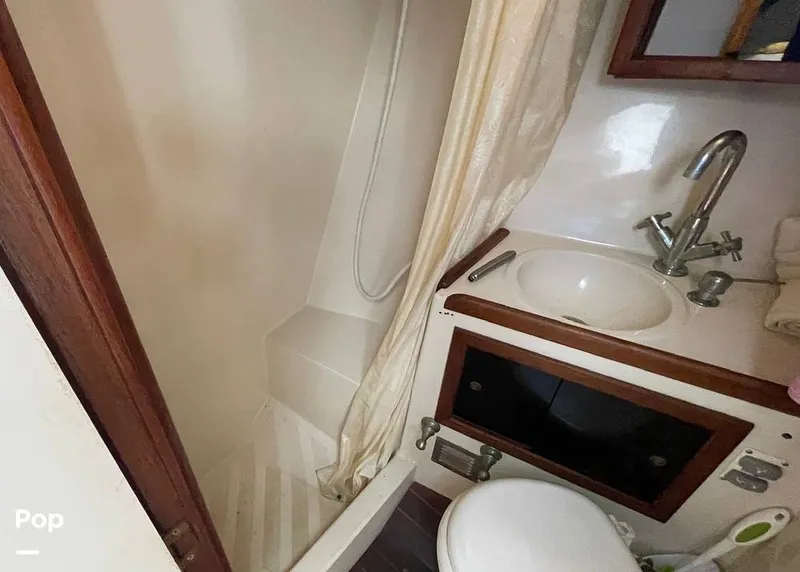 Slide: The Image of Californian 35 Motor Yacht 1986 - 14595959