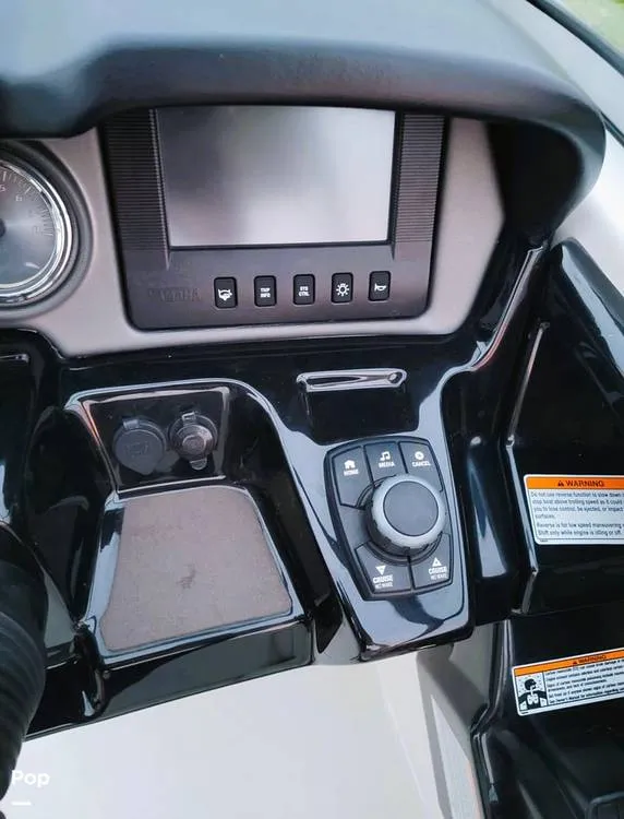 Slide: The Image of Yamaha 242 Limited 2015 - 14708849