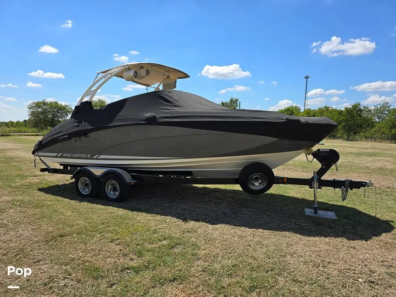 Slide: The Image of Yamaha 242 Limited 2015 - 15760305