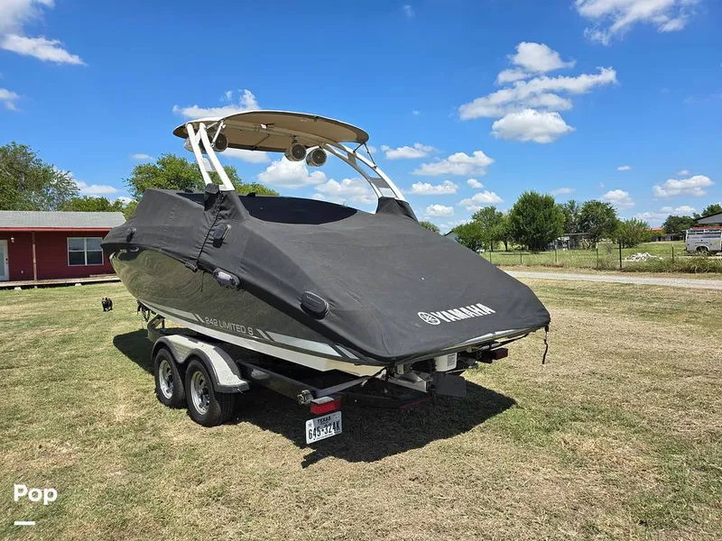 Slide: The Image of Yamaha 242 Limited 2015 - 15760307