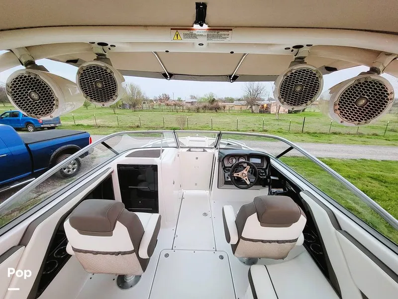 Slide: The Image of Yamaha 242 Limited 2015 - 15760325