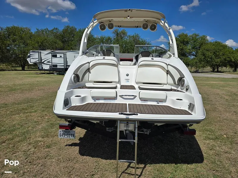 Slide: The Image of Yamaha 242 Limited 2015 - 15760340