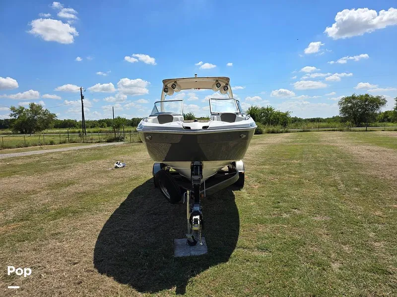 Slide: The Image of Yamaha 242 Limited 2015 - 15760338