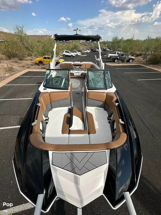 The Image of Front View Bow Area- - 14591668