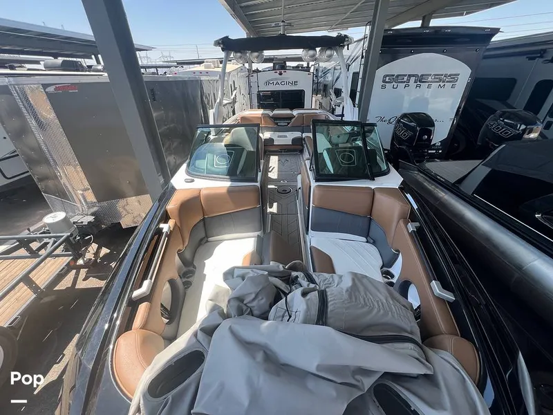 Slide: The Image of Overhead View - 14680215