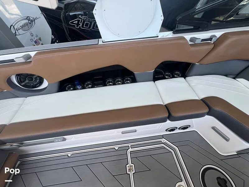 Slide: The Image of Vinyl In Great Shape - 14680237