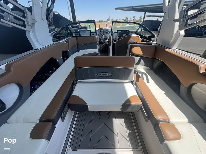 Slide: The Image of Flip Up Skier Seat - 14680248