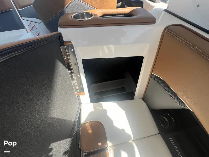 Slide: The Image of Storage Compartment - 14680253