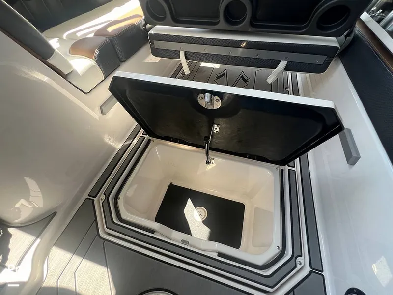 Slide: The Image of Built-in Cooler - 14680257