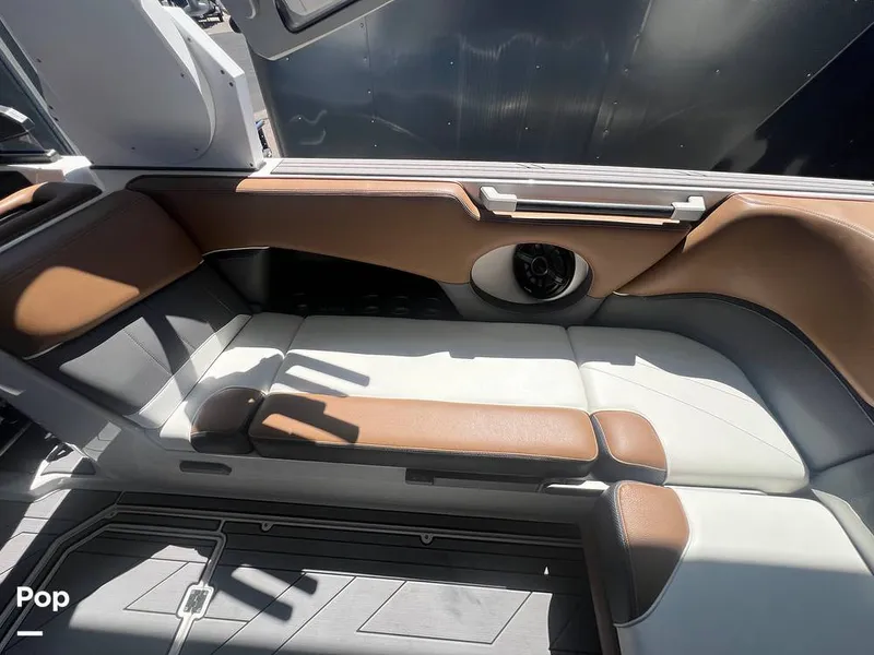 Slide: The Image of Cockpit Seating - 14680233